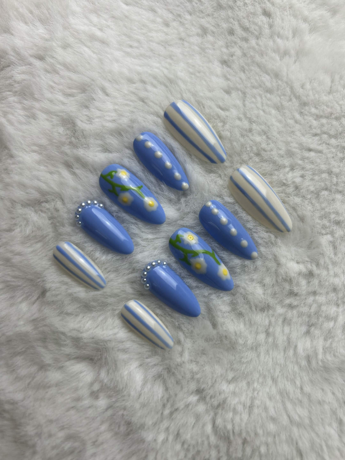 Faux ongles press-on fleuri été – Summer Meadow Moonails Creations