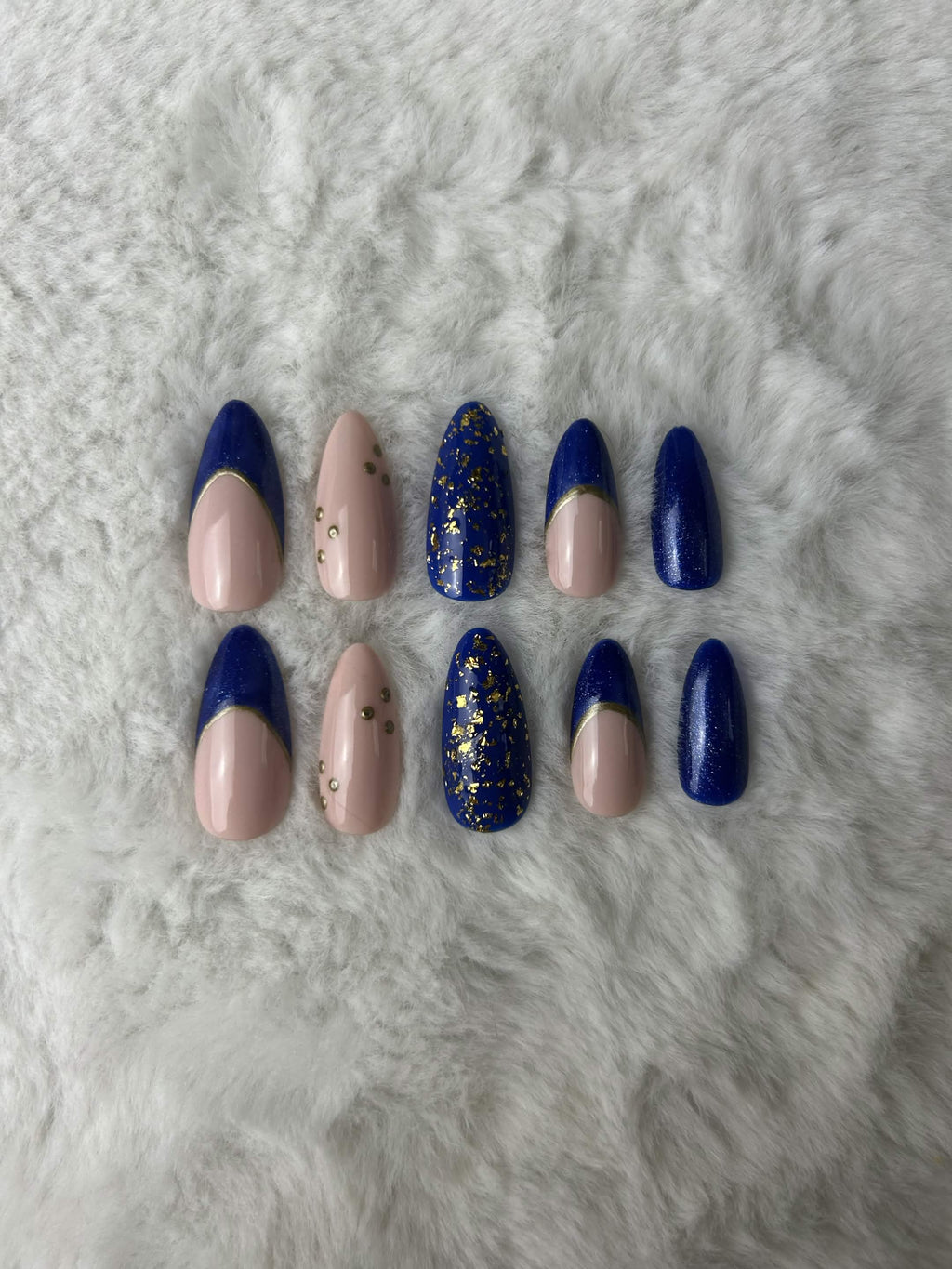 Faux ongles press-on gaming bleu marine doré – Navy Gold Moonails Creations