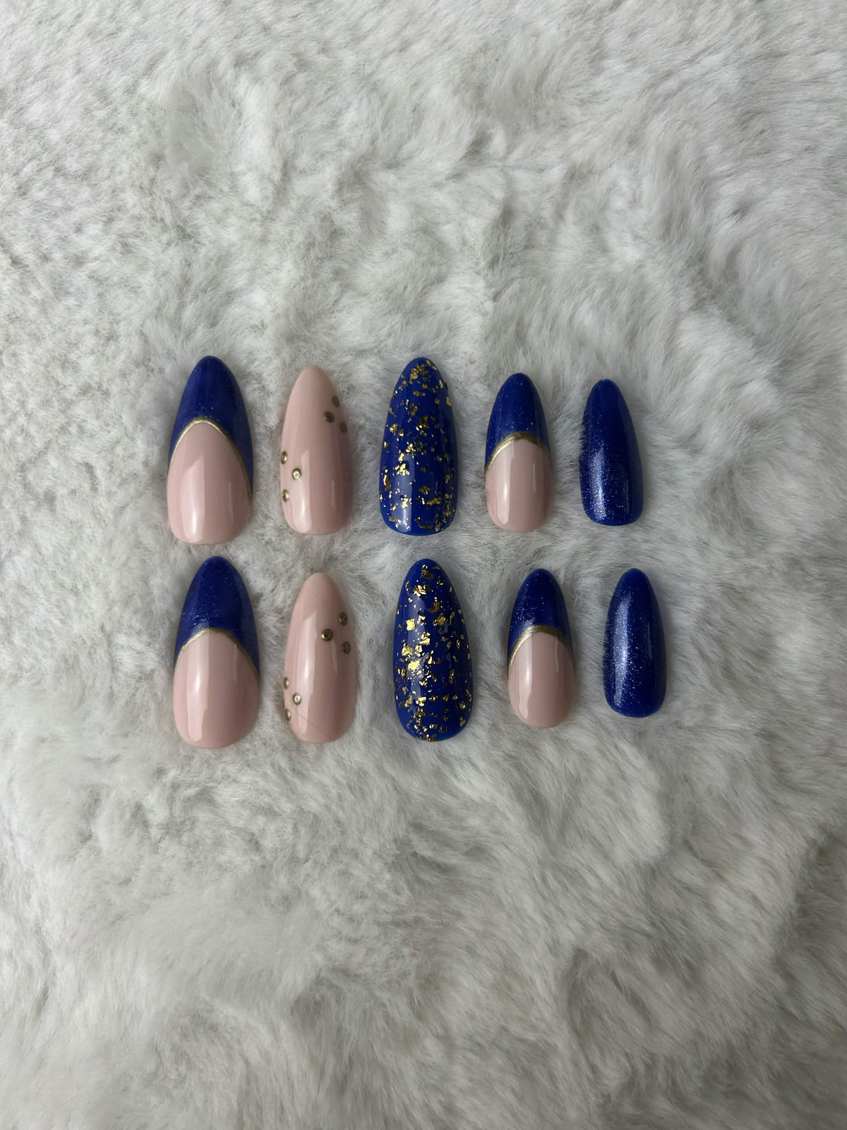 Faux ongles press-on gaming bleu marine doré – Navy Gold Moonails Creations