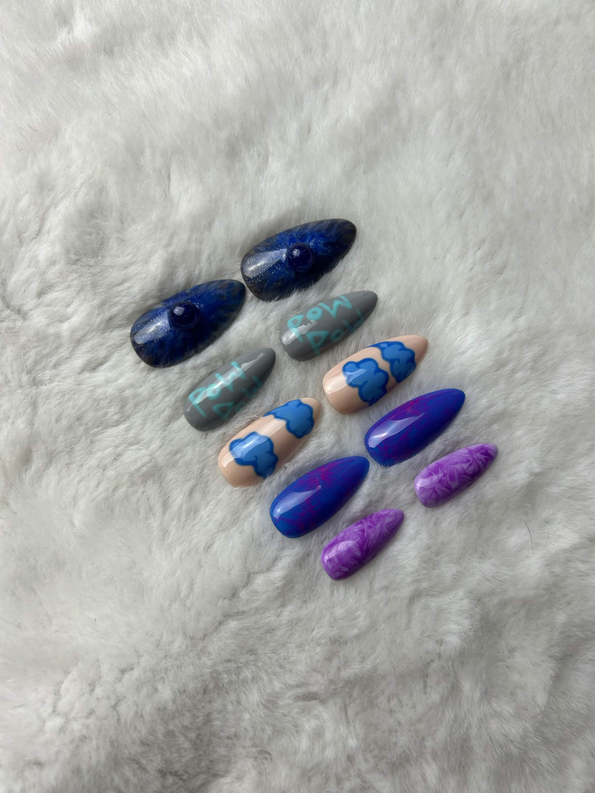 Faux ongles press-on Pop Culture – Pow Pow Moonails Creations
