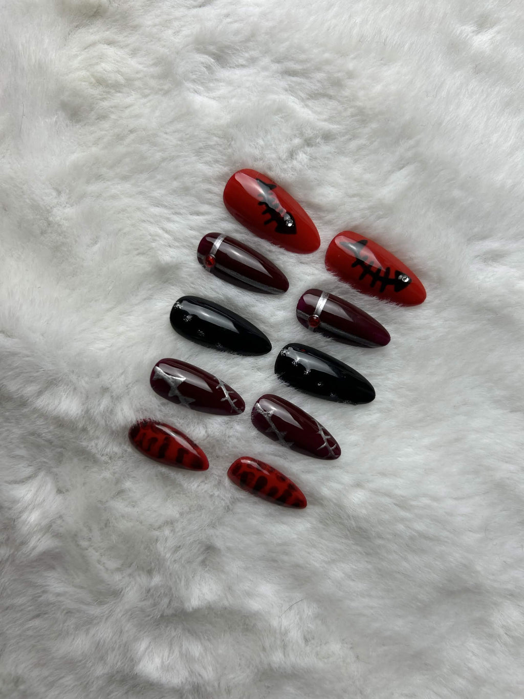 Faux ongles press-on Funky– Fatale Red Moonails Creations